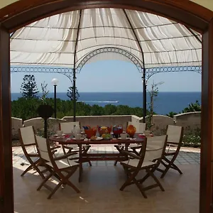 Terrazza Sul Plemmirio Couette-café